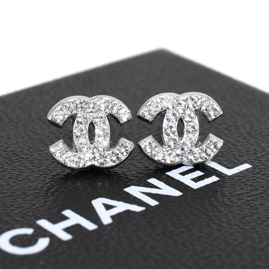 CHANEL シャネル ココマーク ストーン付き 片耳ピアス CHANEL（シャネル） 未使用品 ココマーク ピアス メタル ライン