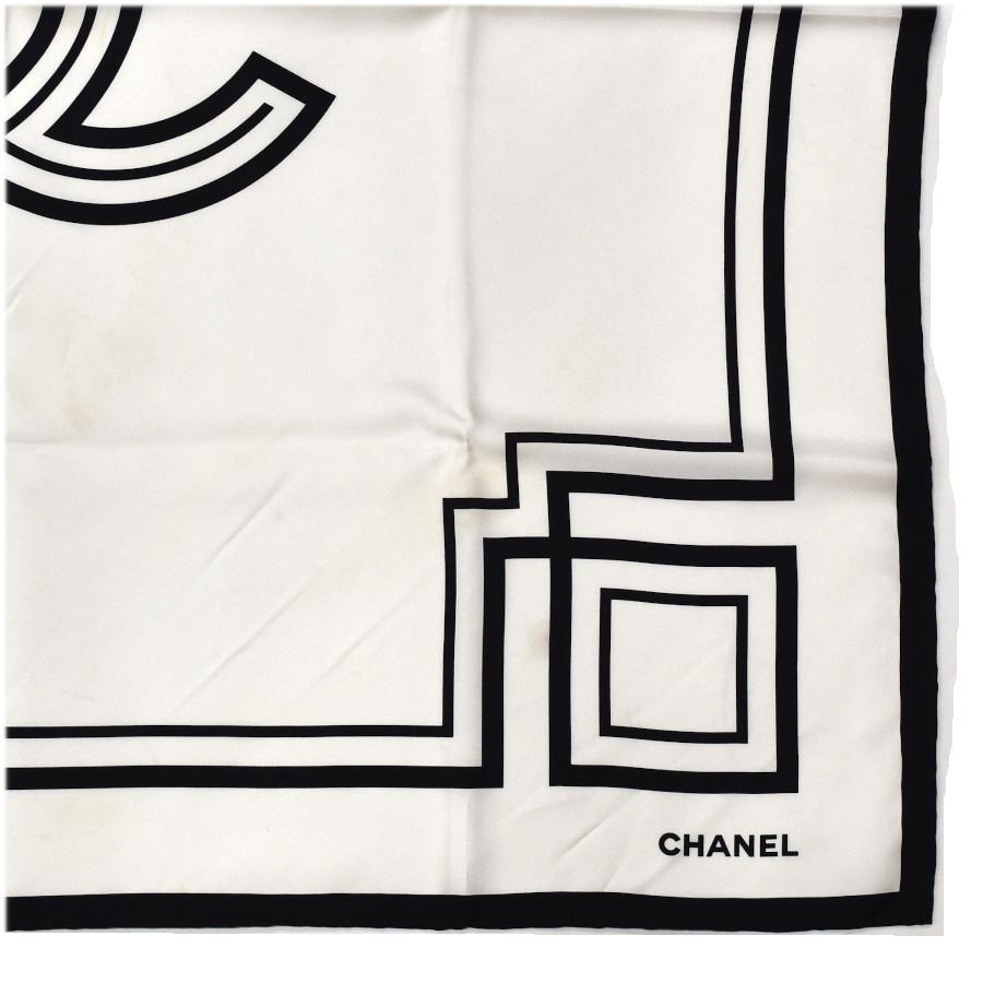 CHANEL シャネル スカーフ ココマーク モノトーン シルク CHANEL シャネル スカーフ ココマーク モノトーン シルク