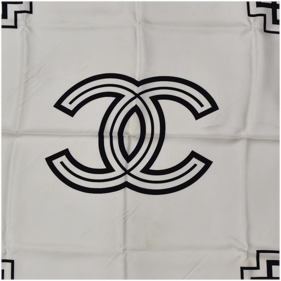 CHANEL シャネル スカーフ ココマーク モノトーン シルク CHANEL シャネル スカーフ ココマーク モノトーン シルク