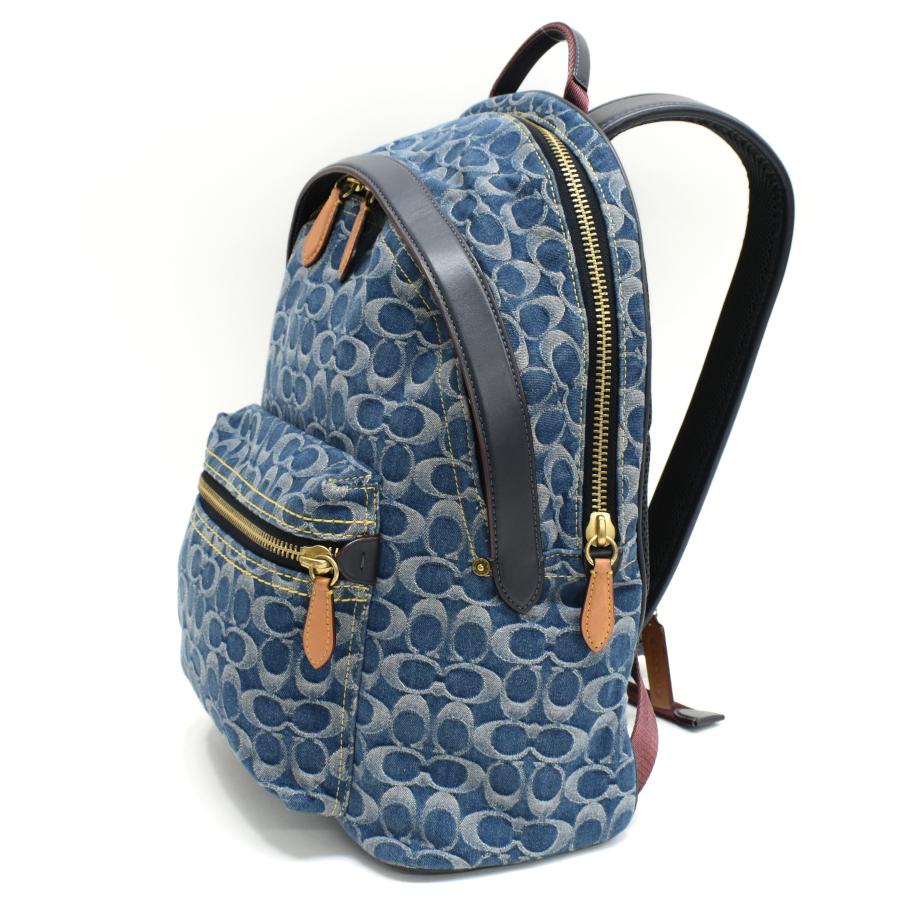 【1点物デニム】コーチリュック  バックパック シグネチャー 　COACH COACH（コーチ）の「リア バックパック 21・シグネチャー デニム
