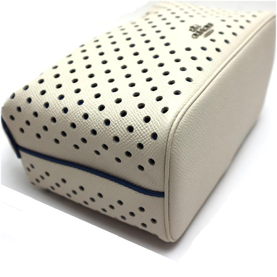 COACH（コーチ） 未使用品 ハンドバッグ パーフォレーテッド