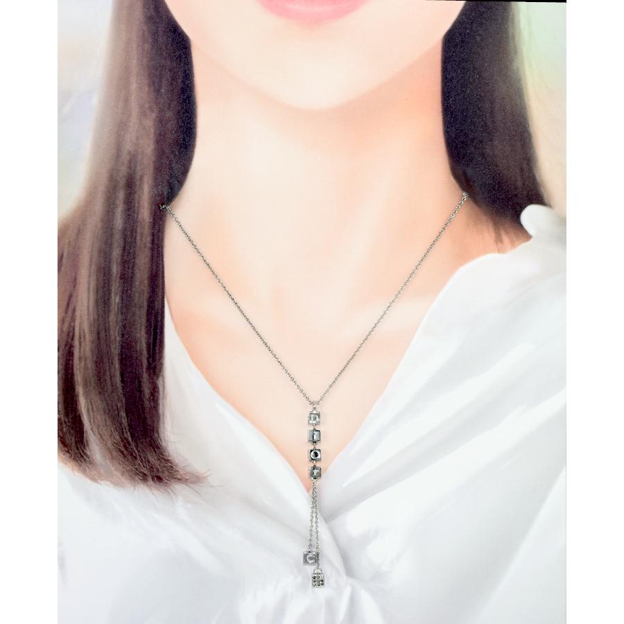 Christian Dior（クリスチャン・ディオール） ロゴ キューブ