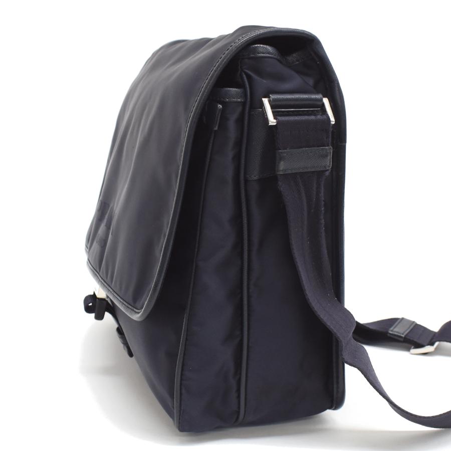 PRADA（プラダ） ショルダーバッグ ナイロン ネイビー シルバー金具