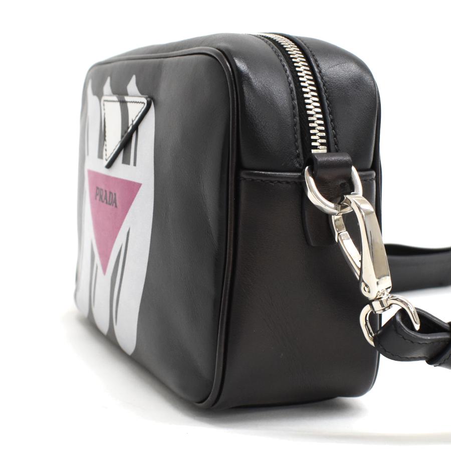 prada カメラバッグ PRADA（プラダ） ショルダーバッグ カメラバッグ レザー ブラック