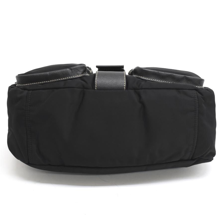 PRADA（プラダ） ショルダーバッグ ナイロン ブラック シルバー金具