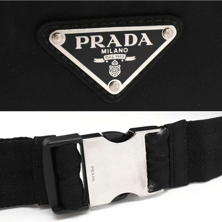 PRADA（プラダ） ウエストポーチ ボディバッグ 三角プレート