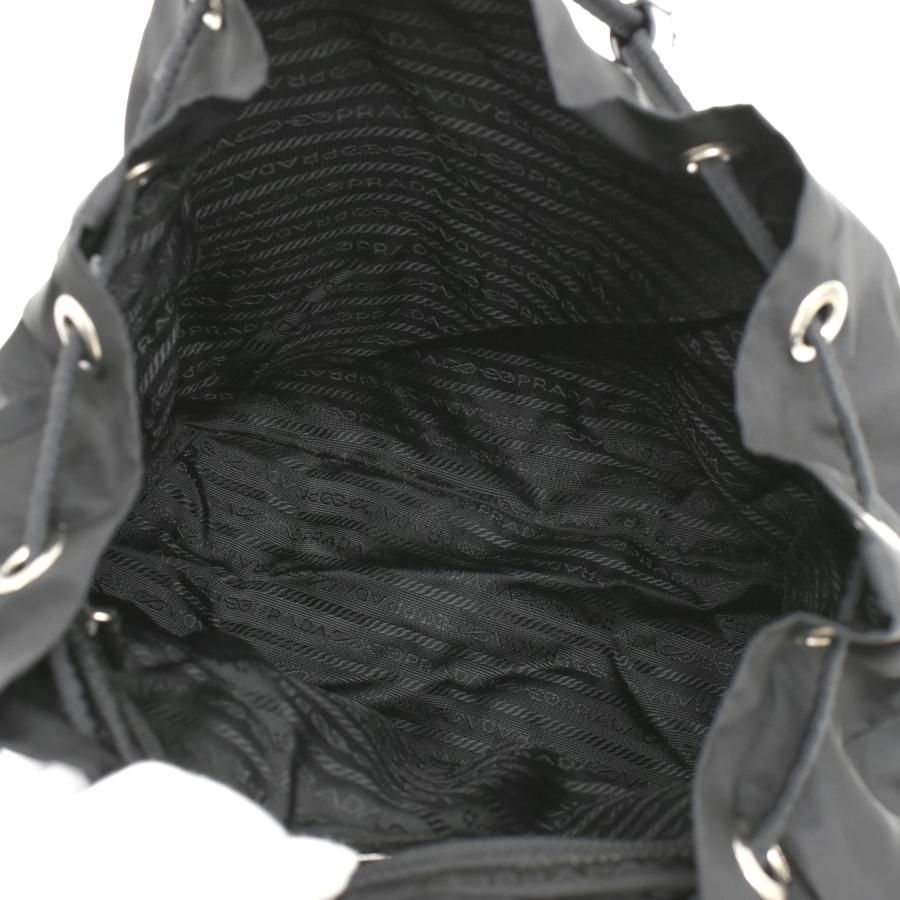 PRADA プラダ リュック ナイロン シルバー金具　ロゴ金具 黒 ブラック PRADA（プラダ） リュックサック バックパック ナイロン ブラック