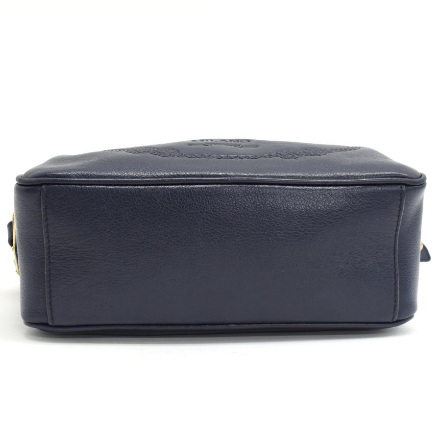 プラダ クロスボディ ショルダーバッグ カメラバッグ エングレイブドロゴ レザー ネイビー ゴールド金具 PRADA_3