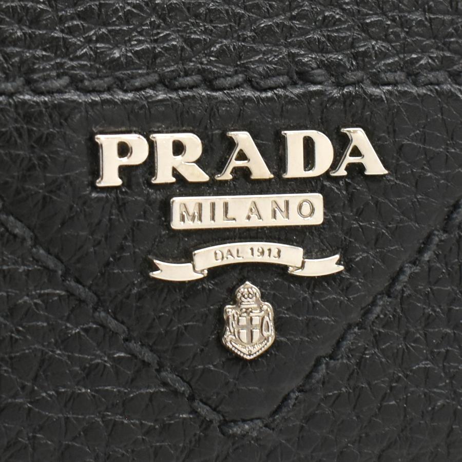 美品☆ PRADA キーケース　4連　レザー　ブラック　三角ロゴ　ICチップあり PRADA（プラダ） 新品同様 キーケース 4連 レザー ブラック