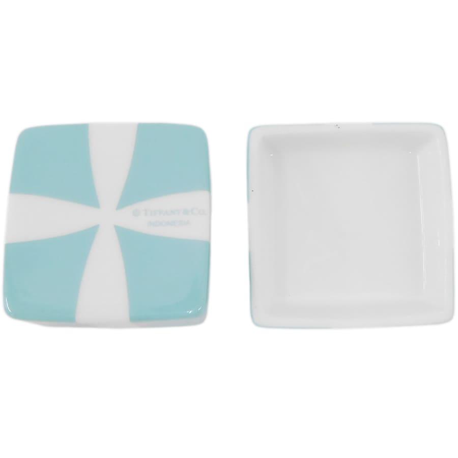 お早い方優先！正規品・美品☆ティファニーTIFFANY Co ガラス小物入れ TIFFANY&Co.（ティファニー） 新品同様 小物入れ ブルー×ホワイト系
