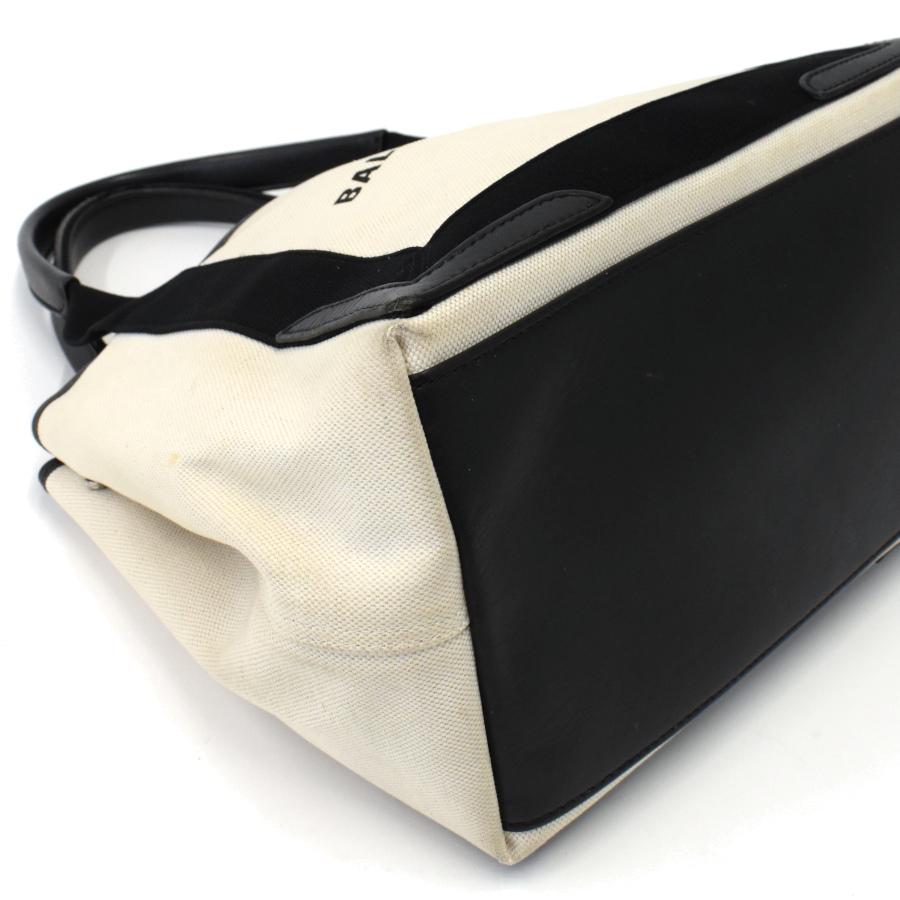 BALENCIAGA（バレンシアガ） トートバッグ ネイビーカバス S