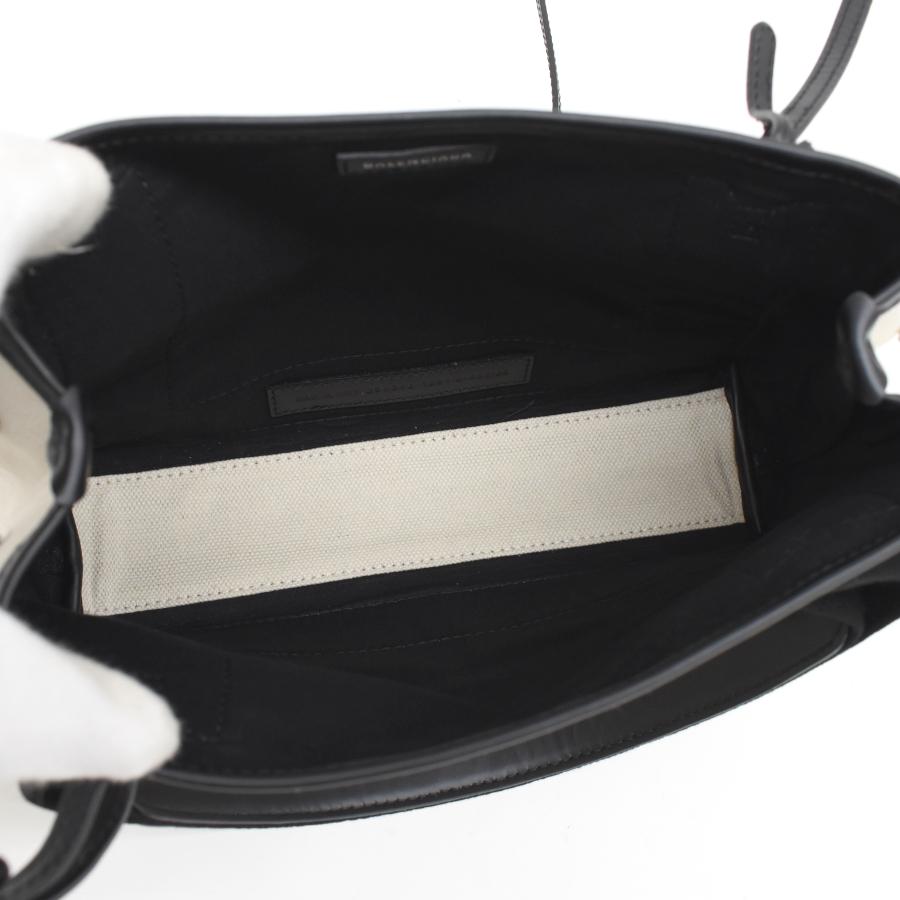 BALENCIAGA（バレンシアガ） 新品同様 2wayバッグ ネイビーカバスXS 