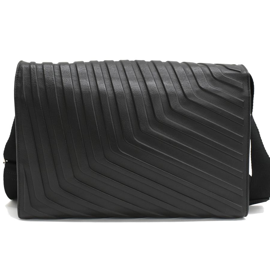 BALENCIAGA（バレンシアガ） カー フラップ ショルダーバッグ