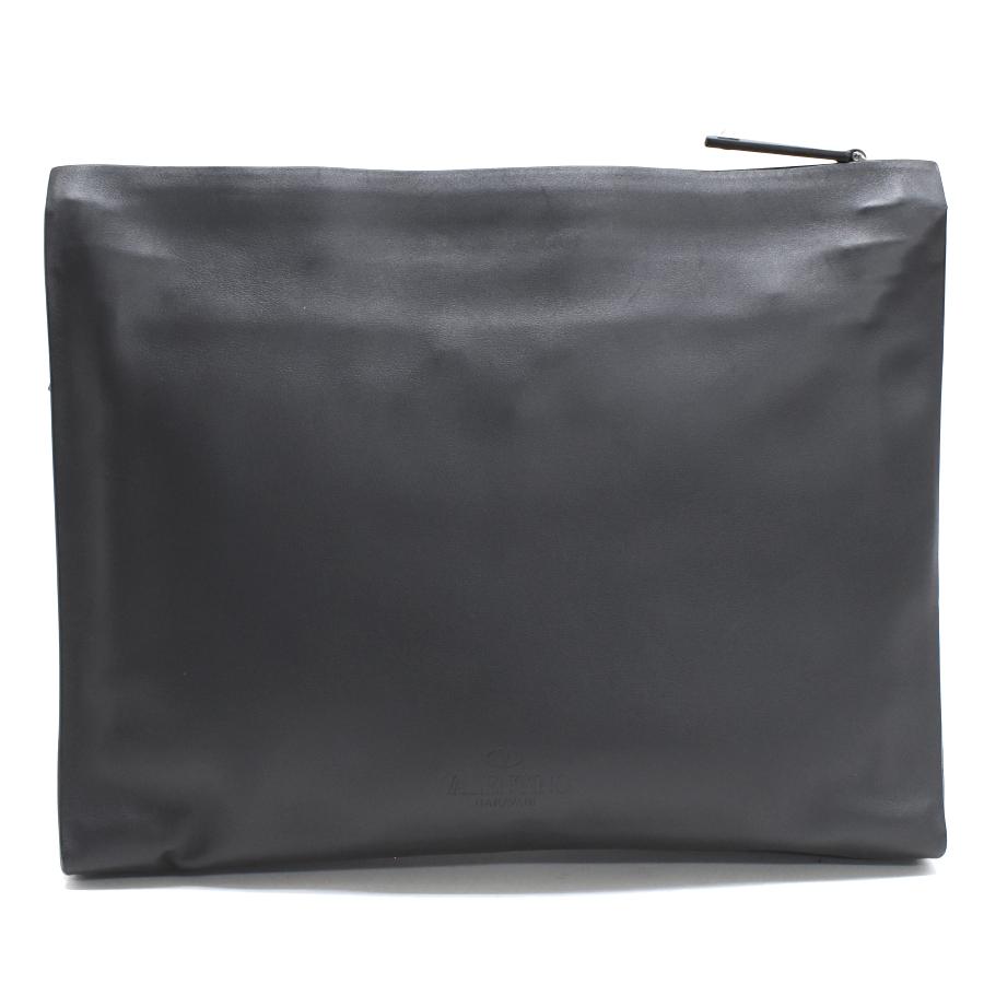 VALENTINO GARAVANI（ヴァレンティノ ガラヴァーニ） 新品同様