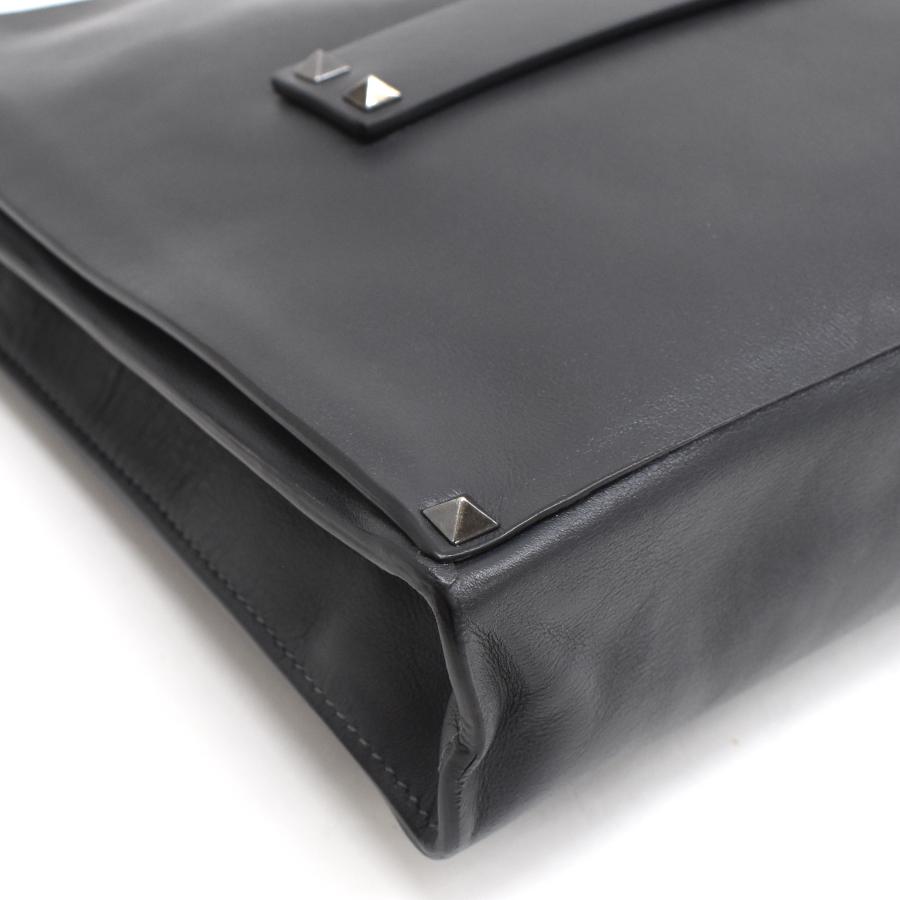 VALENTINO GARAVANI（ヴァレンティノ ガラヴァーニ） 新品同様