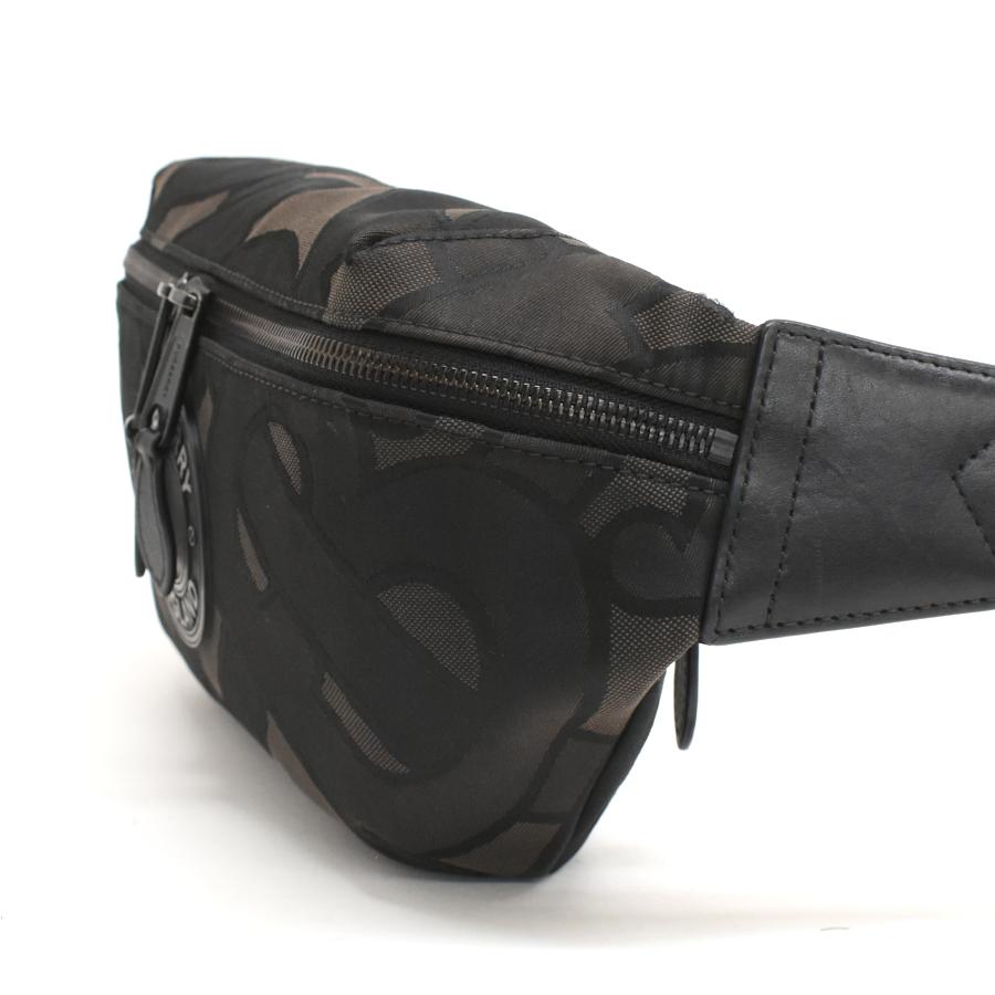 THE TB BAG バーバリー ウエストバッグベルトバッグ TBロゴ ナイロン