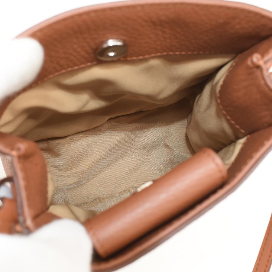 TOD'S（トッズ） クロスボディ ショルダーバッグ レザー ブラウン