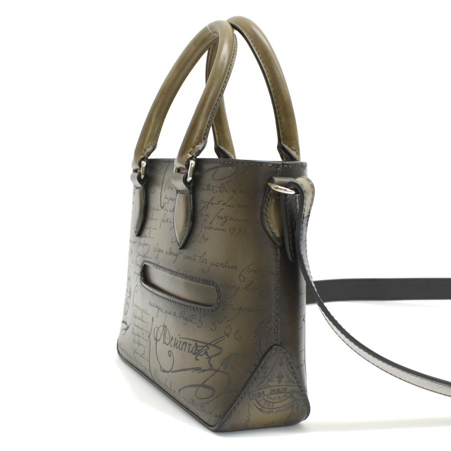 ベルルッティ　トゥジュール　ガリバー トゥジュール ガリバー スクリットレザー メッセンジャー