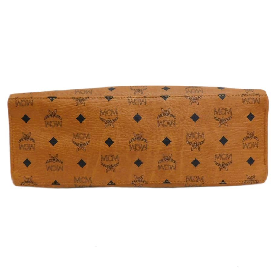MCM ショルダートートバッグ ブラウン MCM（エムシーエム） チェーンショルダー トートバッグ ブラウン系