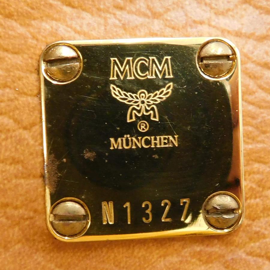 MCM（エムシーエム） チェーンショルダー トートバッグ ブラウン系