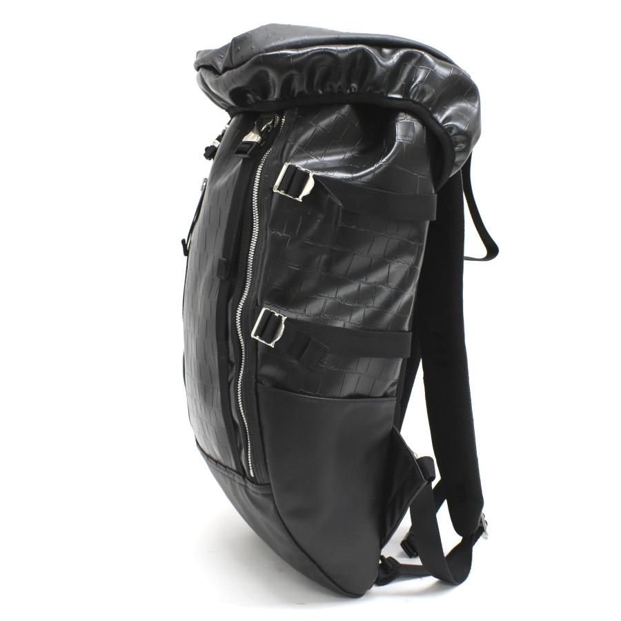 ISSEY MIYAKE（イッセイミヤケ） バックパック ラージ リュックサック