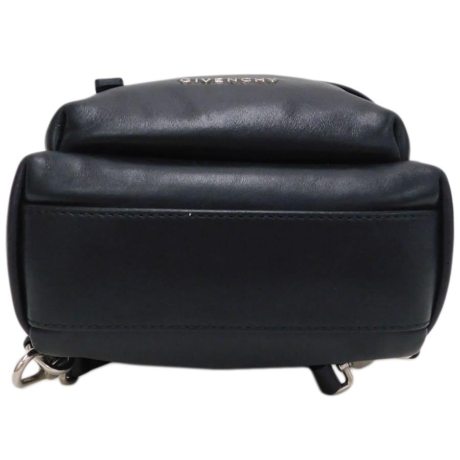 【大特価】ジバンシー　リュックサック　レザー GIVENCHY（ジバンシィ） リュックサック ブラック系 レザー お洒落 お