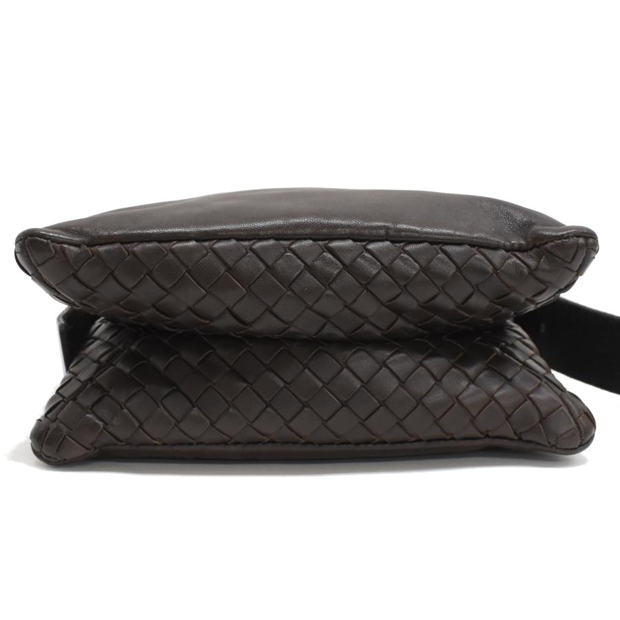 BOTTEGA VENETA（ボッテガ・ヴェネタ） クロスボディ ショルダーバッグ