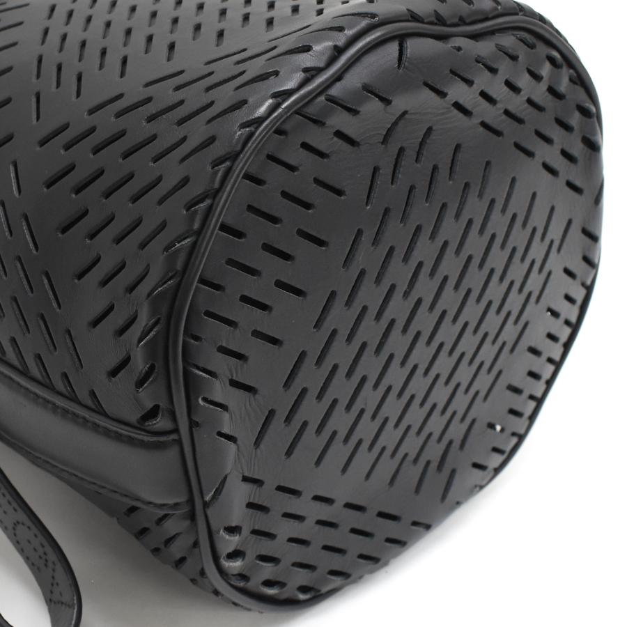 BOTTEGA VENETA（ボッテガ・ヴェネタ） 新品同様 バケットバッグ 巾着