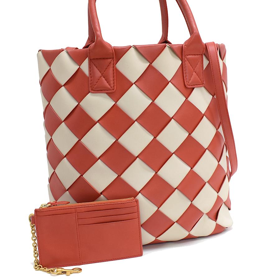 BOTTEGA VENETA（ボッテガ・ヴェネタ） 2wayバッグ カバ 570800