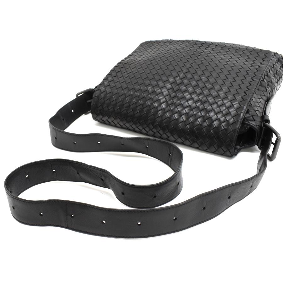 BOTTEGA VENETA ボッテガヴェネタ ショルダーバッグ イントレチャート