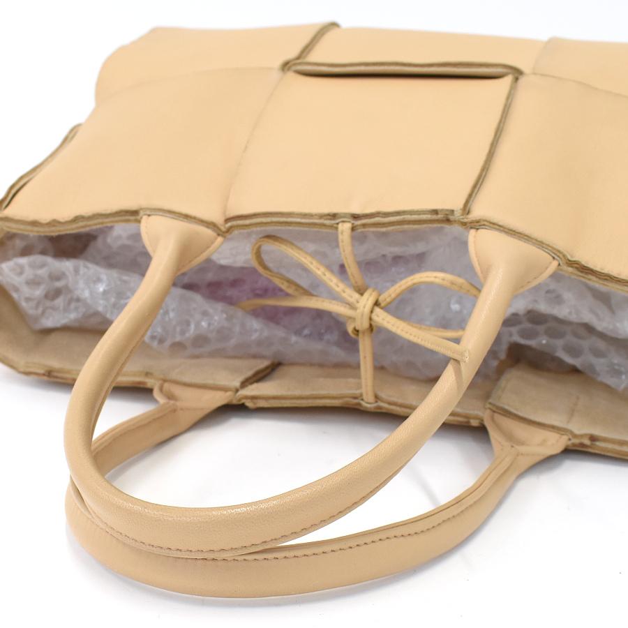 BOTTEGA VENETA（ボッテガ・ヴェネタ） トートバッグ アルコスモール