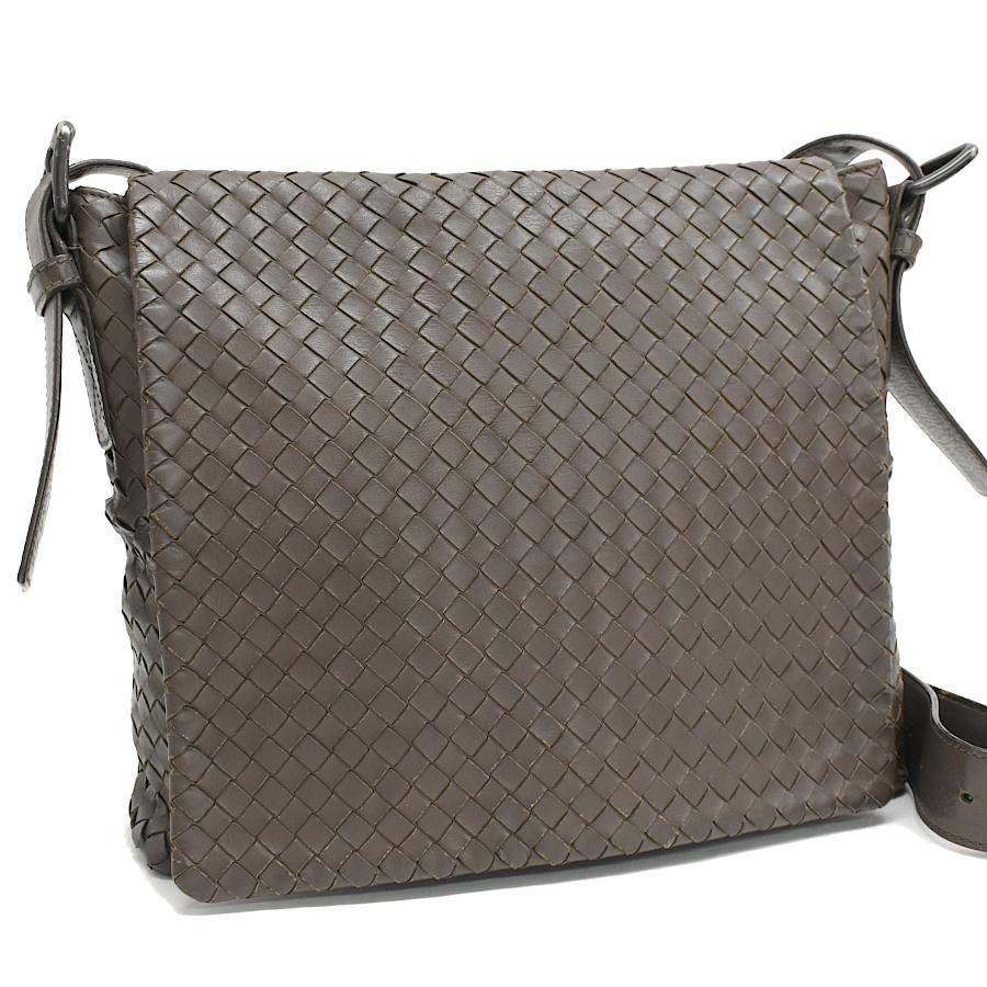 BOTTEGA VENETA（ボッテガ・ヴェネタ） クロスボディ ショルダーバッグ