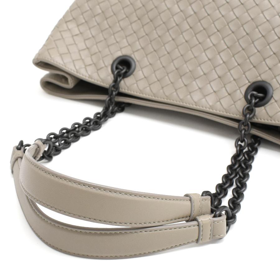 BOTTEGA VENETA（ボッテガ・ヴェネタ） チェーン ハンドバッグ