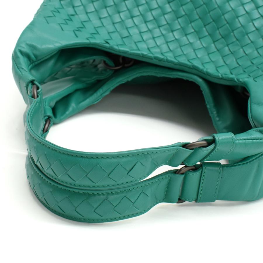 BOTTEGA VENETA（ボッテガ・ヴェネタ） ミディアム カンパーナ