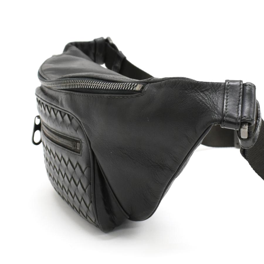 BOTTEGA VENETA ボッテガヴェネタ イントレチャート レザー ボディバッグ ウエストバッグ ショルダーバッグ ブラック BOTTEGA VENETA（ボッテガ・ヴェネタ） ウエストバッグ ボディバッグ