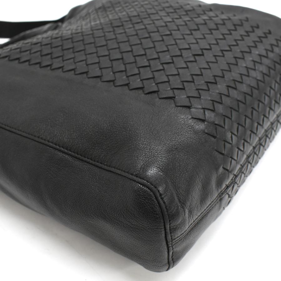 BOTTEGA VENETA（ボッテガ・ヴェネタ） イントレチャート バーティカル