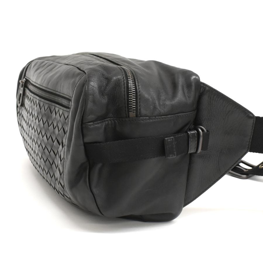 BOTTEGAVENETA ボッテガ・ヴェネタボディ バッグ イントレチャート黒 BOTTEGA VENETA（ボッテガ・ヴェネタ） ボディバッグ ベルトバッグ