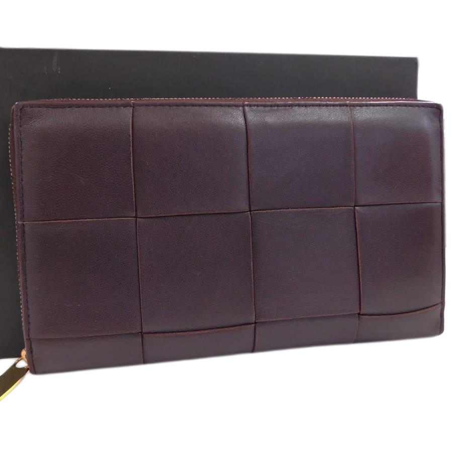 BOTTEGA VENETA（ボッテガ・ヴェネタ） カセット 長財布 740267