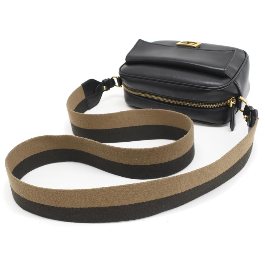 FENDI（フェンディ） ショルダーバッグ スモール キャム 8BS042 レザー 
