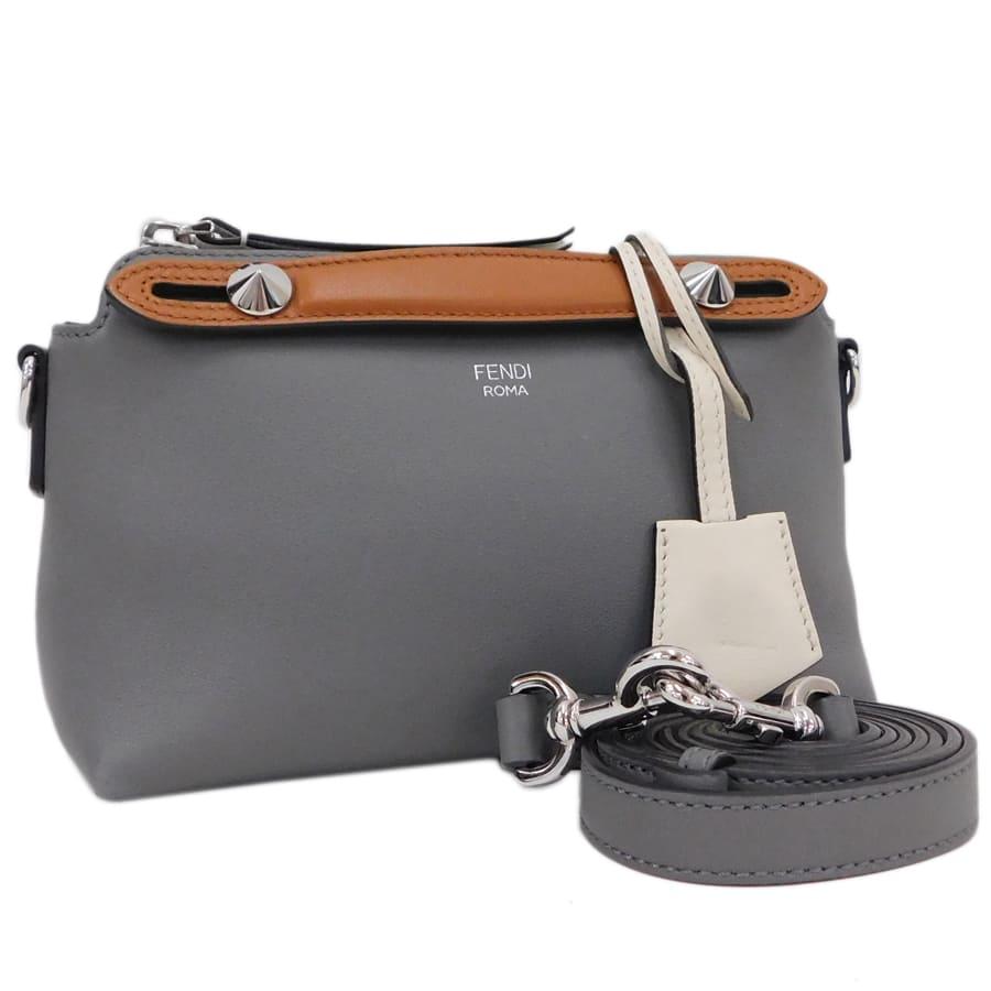 FENDI（フェンディ） 新品同様 スモール ショルダーバッグ 8BL1455