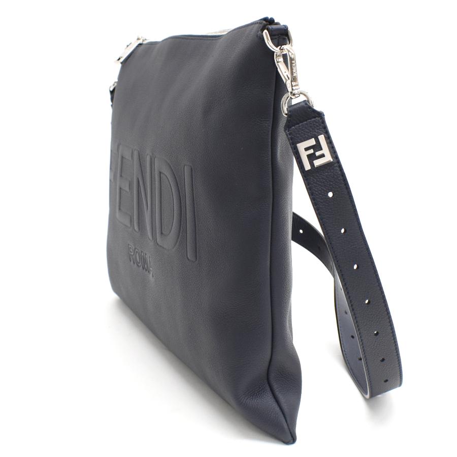 FENDI（フェンディ） 新品同様 メッセンジャー ショルダーバッグ 
