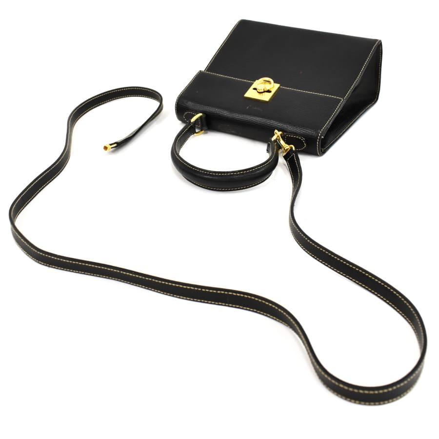 CELINE セリーヌ ハンドバッグ ロゴプレート サークル ブラック CELINE セリーヌ ハンドバッグ ロゴプレート サークル ブラック