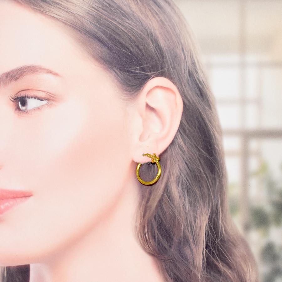 CELINE セリーヌ ノット スモール フープ ピアス SCA0292 CELINE セリーヌ ノット スモール フープ ピアス SCA0292