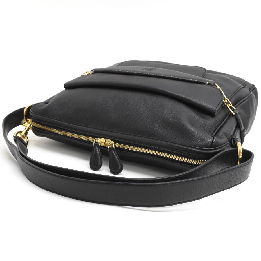 【LOEWE】ショルダーバッグ　アナグラム　ゴールド金具　レザー　ネイビー LOEWE（ロエベ） ショルダーバッグ アナグラム レザー ネイビー