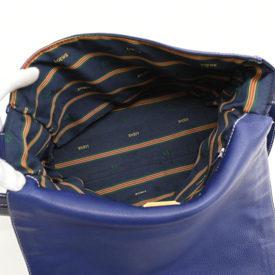 【LOEWE】ショルダーバッグ　アナグラム　ゴールド金具　レザー　ネイビー LOEWE（ロエベ） ショルダーバッグ アナグラム レザー ネイビー