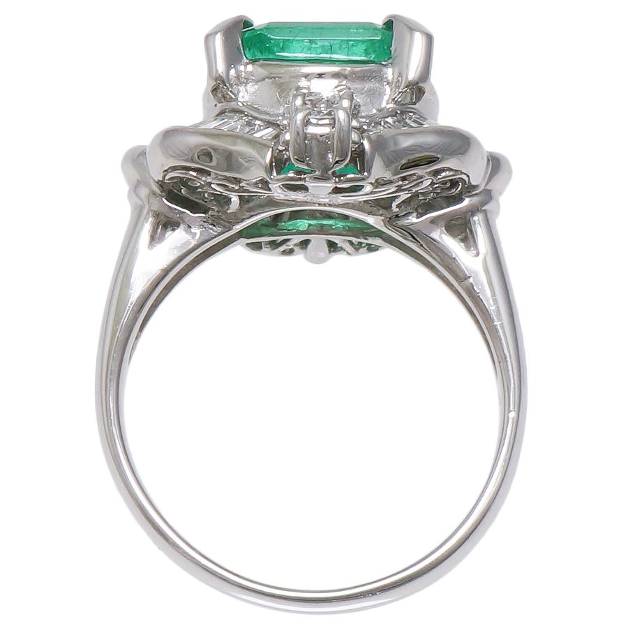 リング プラチナ900 エメラルド 4.18ct ダイヤモンド 1.10ct 12
