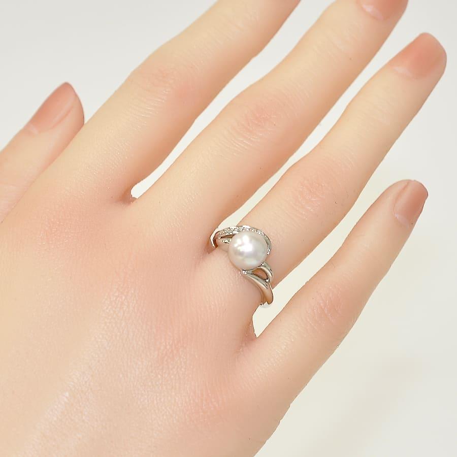 新品同様 リング Pt900 アコヤ パール 8.2mm珠 ダイヤモンド 0.05ct 