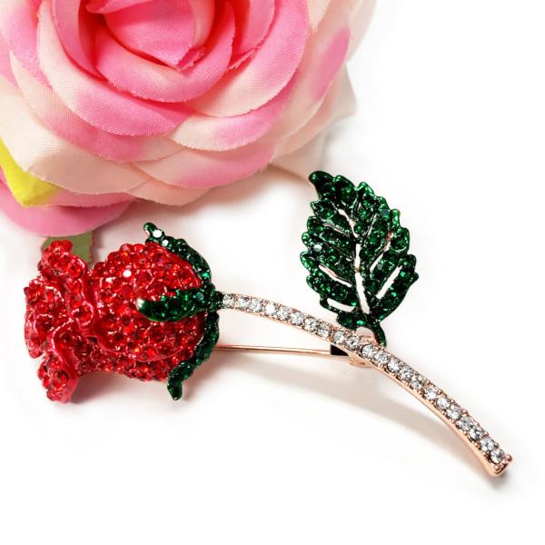 ブローチ ラインストーンのローズブローチ アクセサリー 花 薔薇 ばら バラ レッド 赤 グリーン 緑 ゴールド スカーフどめ 誕生日 ギフト プレゼント 驚きの値段