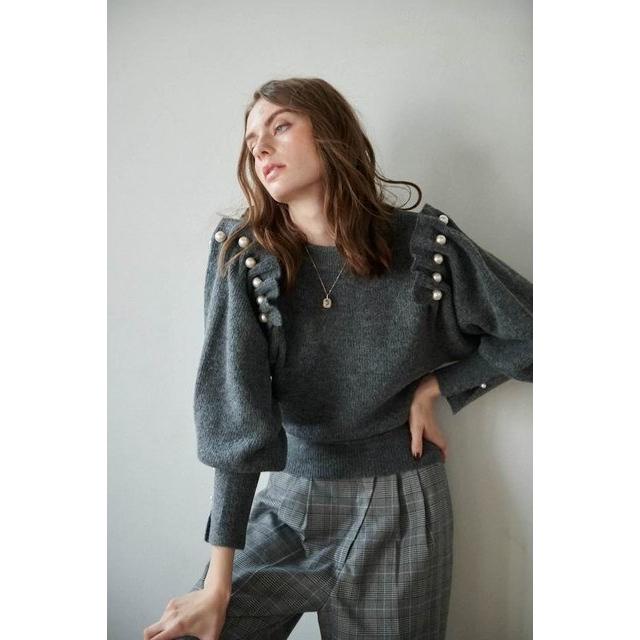 Estella.K エステラケー のパールスラッシュマトンスリーブニット