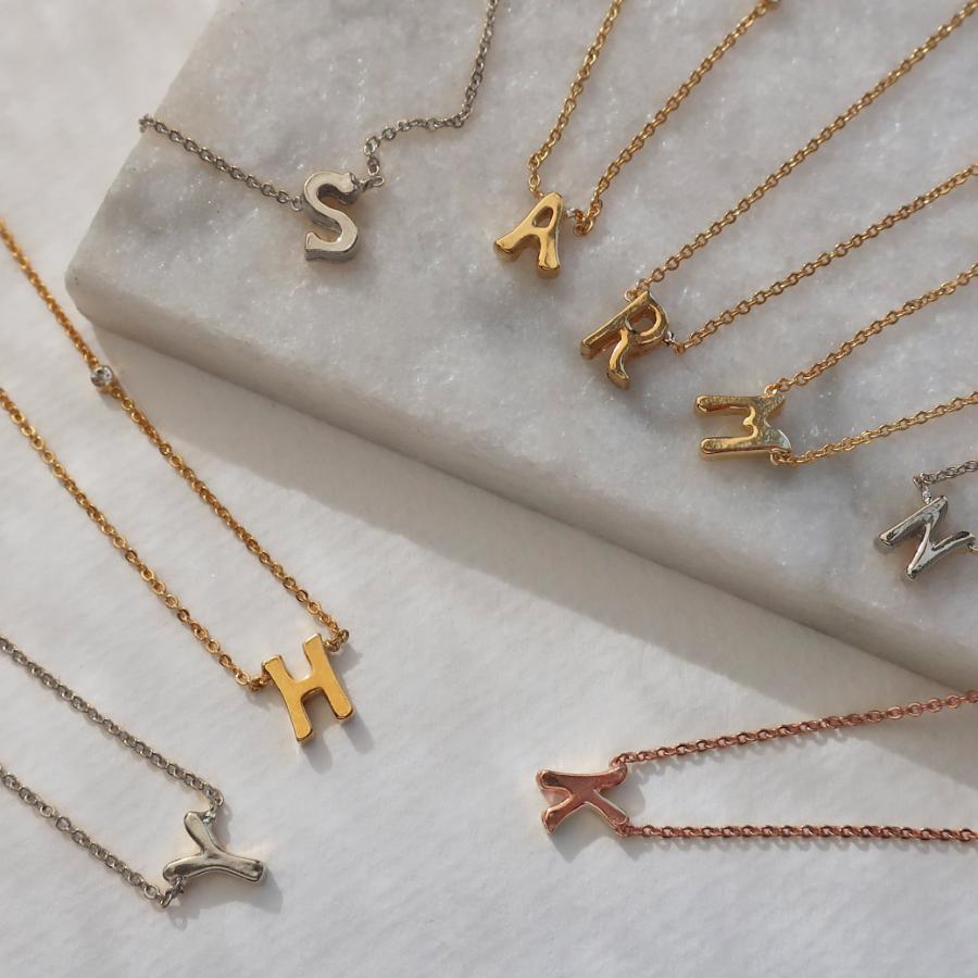 Melody Accessory（メロディーアクセサリー） ネックレス イニシャル